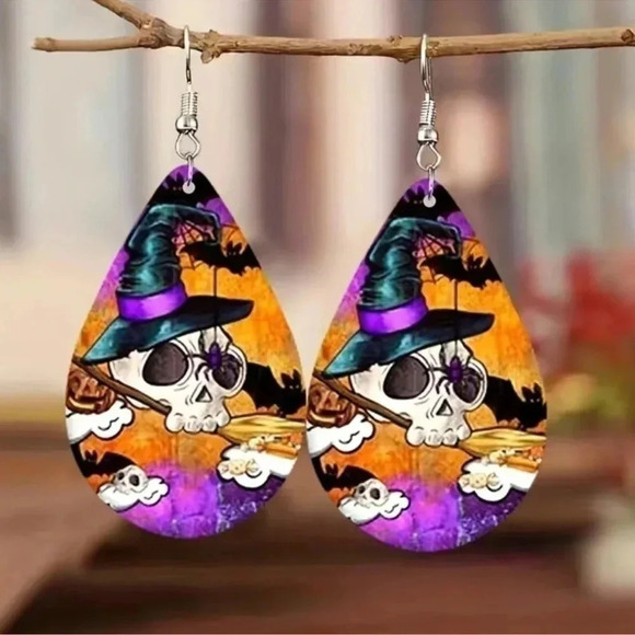 Halloween Skull Witch Earrings - Picture 1 of 3